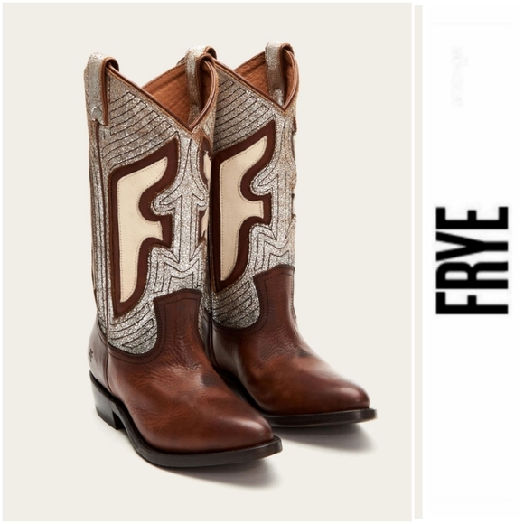 Frye Shoes - Gorgeous Frye Billy Underlay Pull On Boots